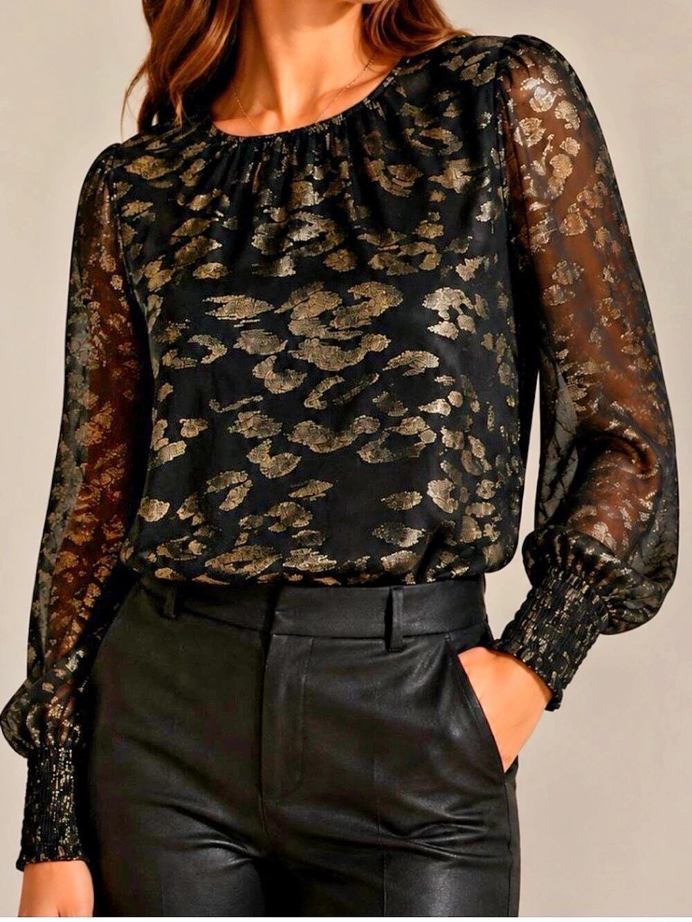 EVEREVE Adele Metallic Leopard Print Blouse Black & Gold